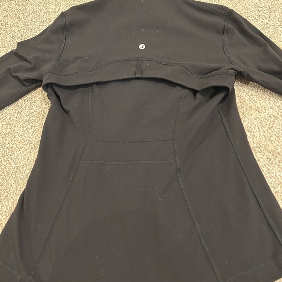 Lululemon define Jacket Size 6 - Picture 2 of 4